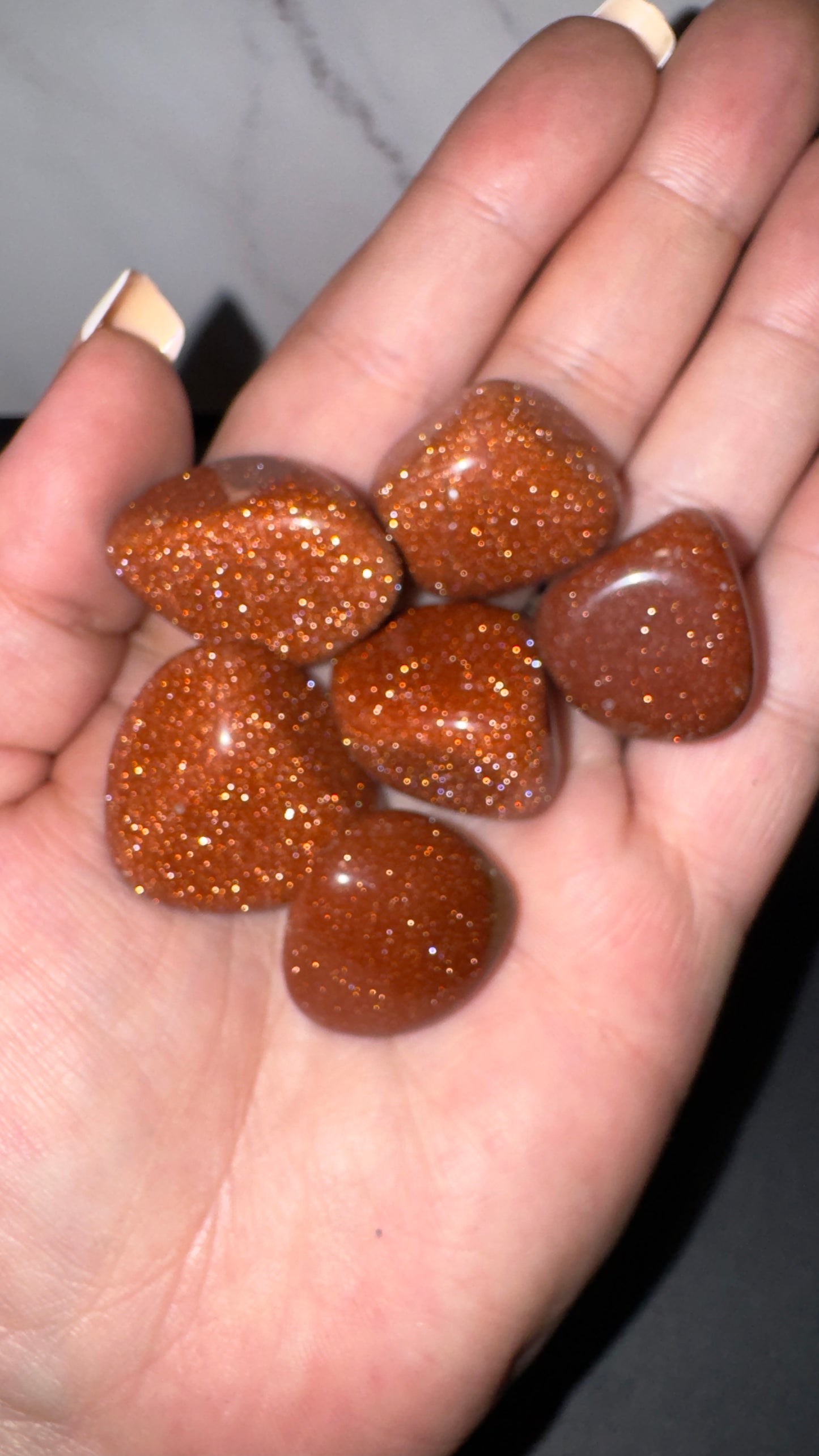 Gold sandstone tumbles