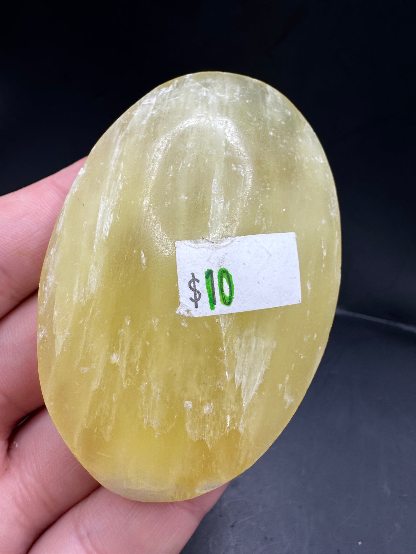 Lemon calcite