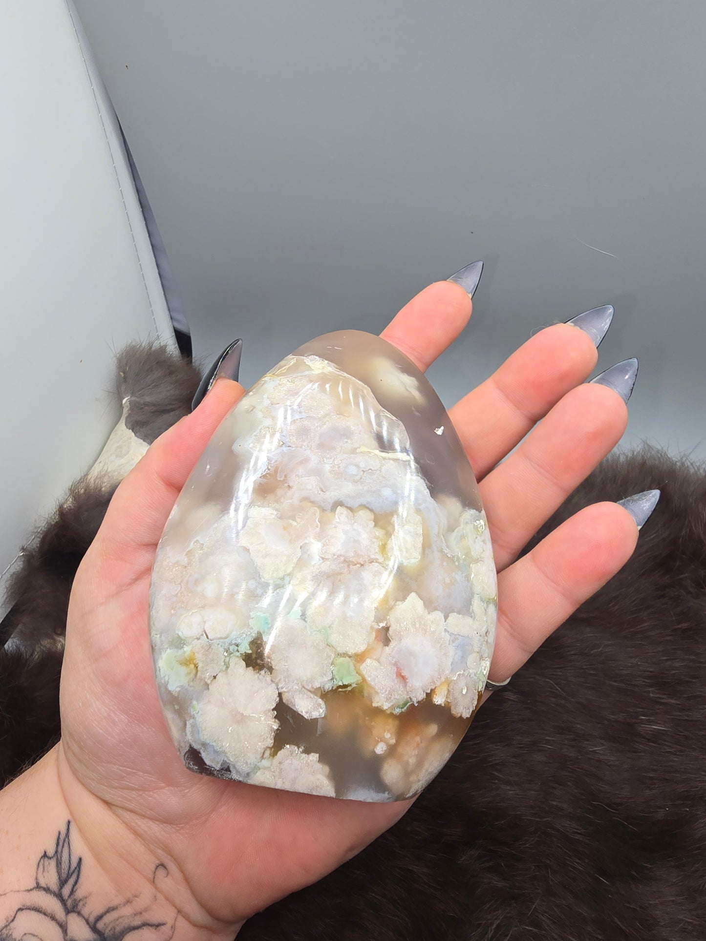 Green flower agate