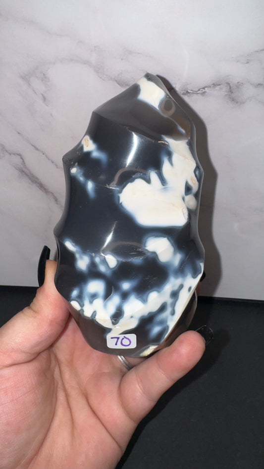 Orca agate