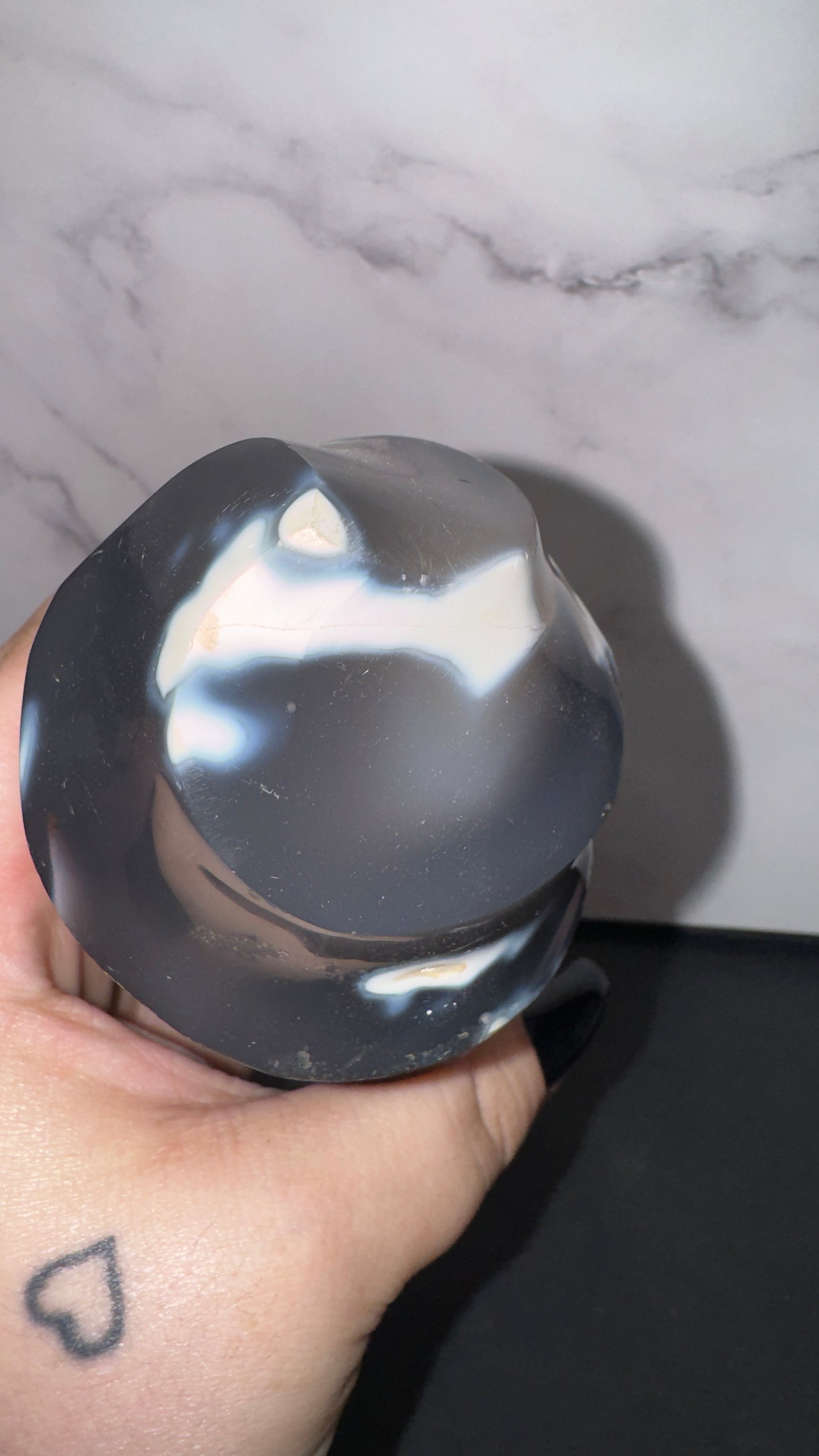 Orca agate