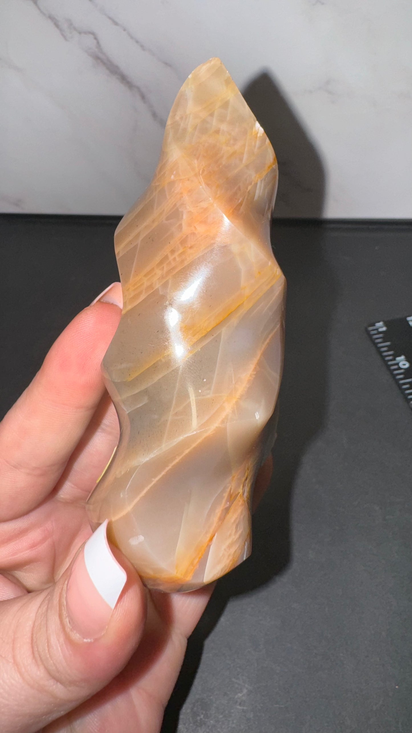 Super grade peach moonstone flame