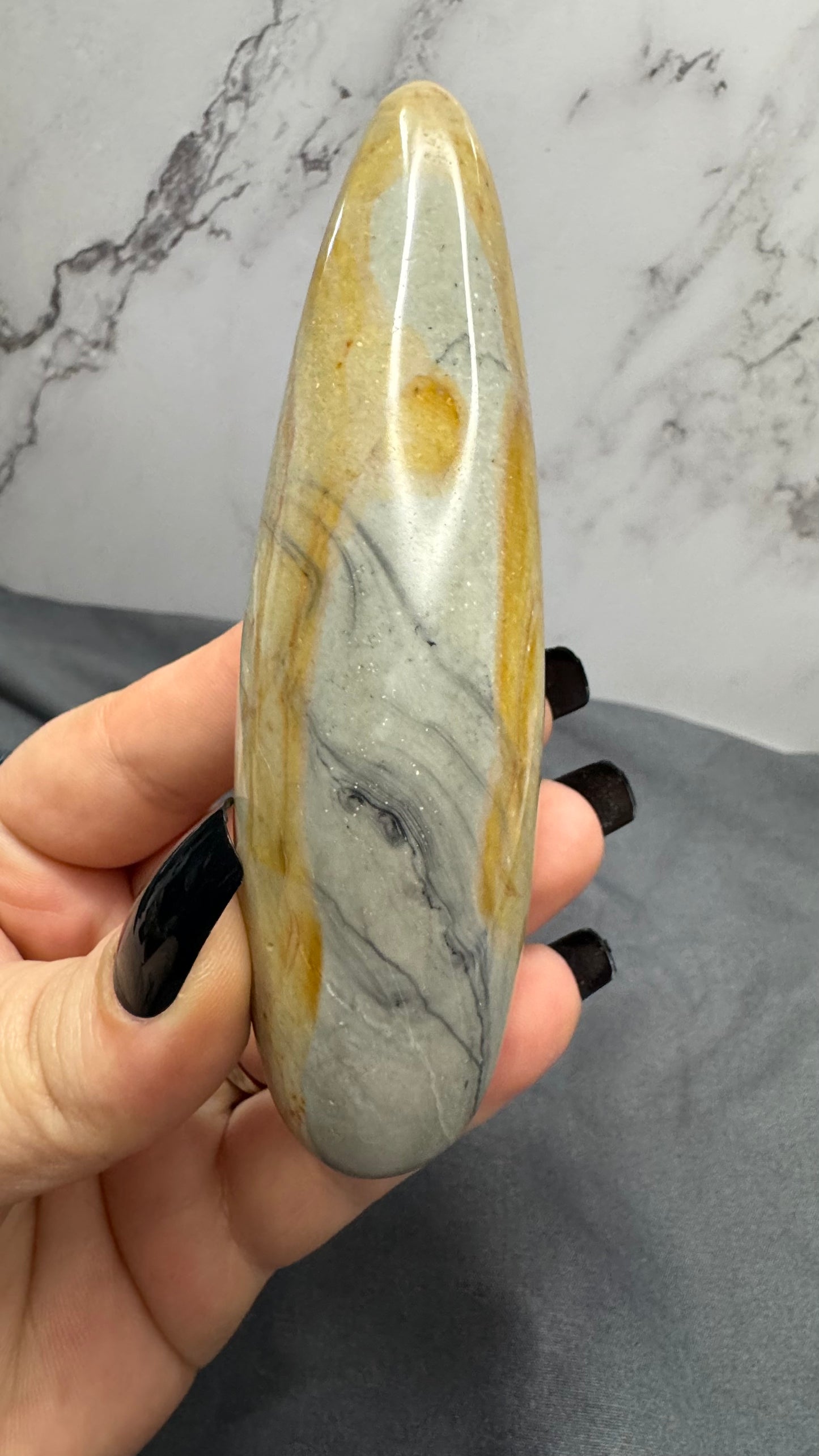 Polychrome wand