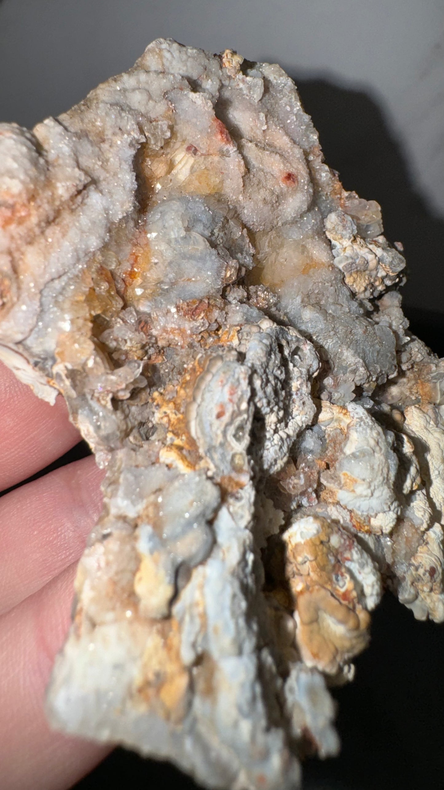 Druzy chalcedony
