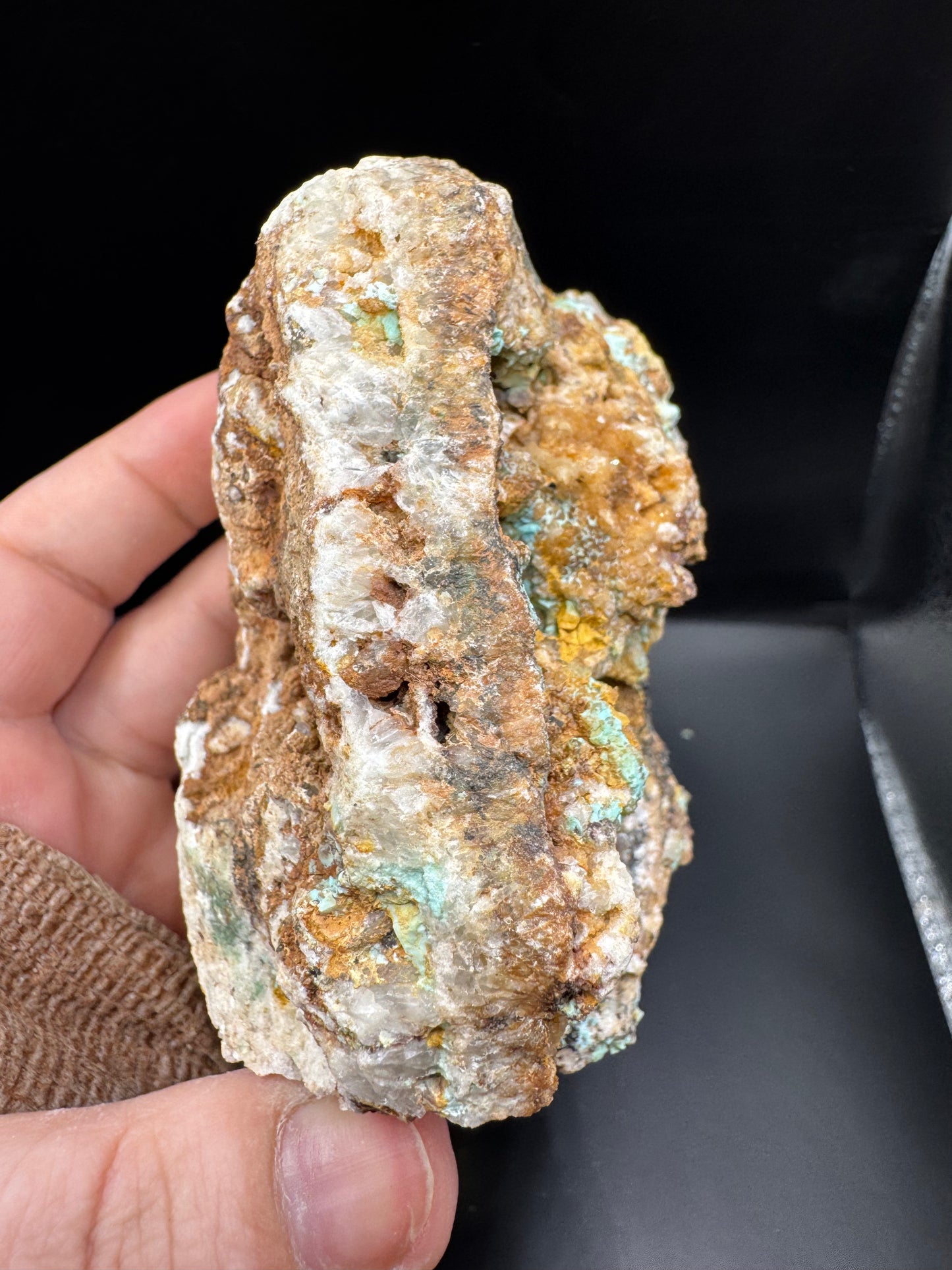 Turquoise on matrix