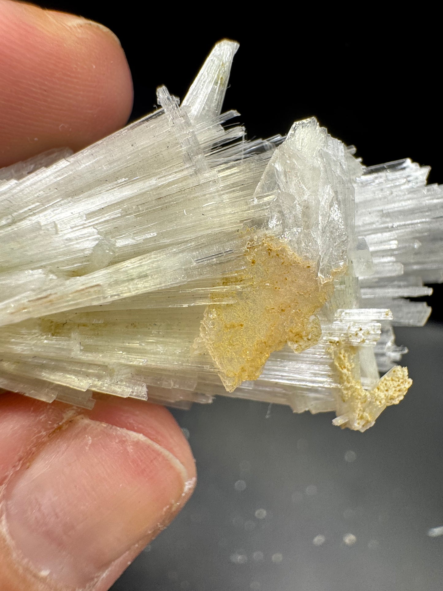Scolecite with stilbite