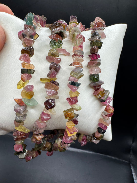 Tourmaline chip necklace