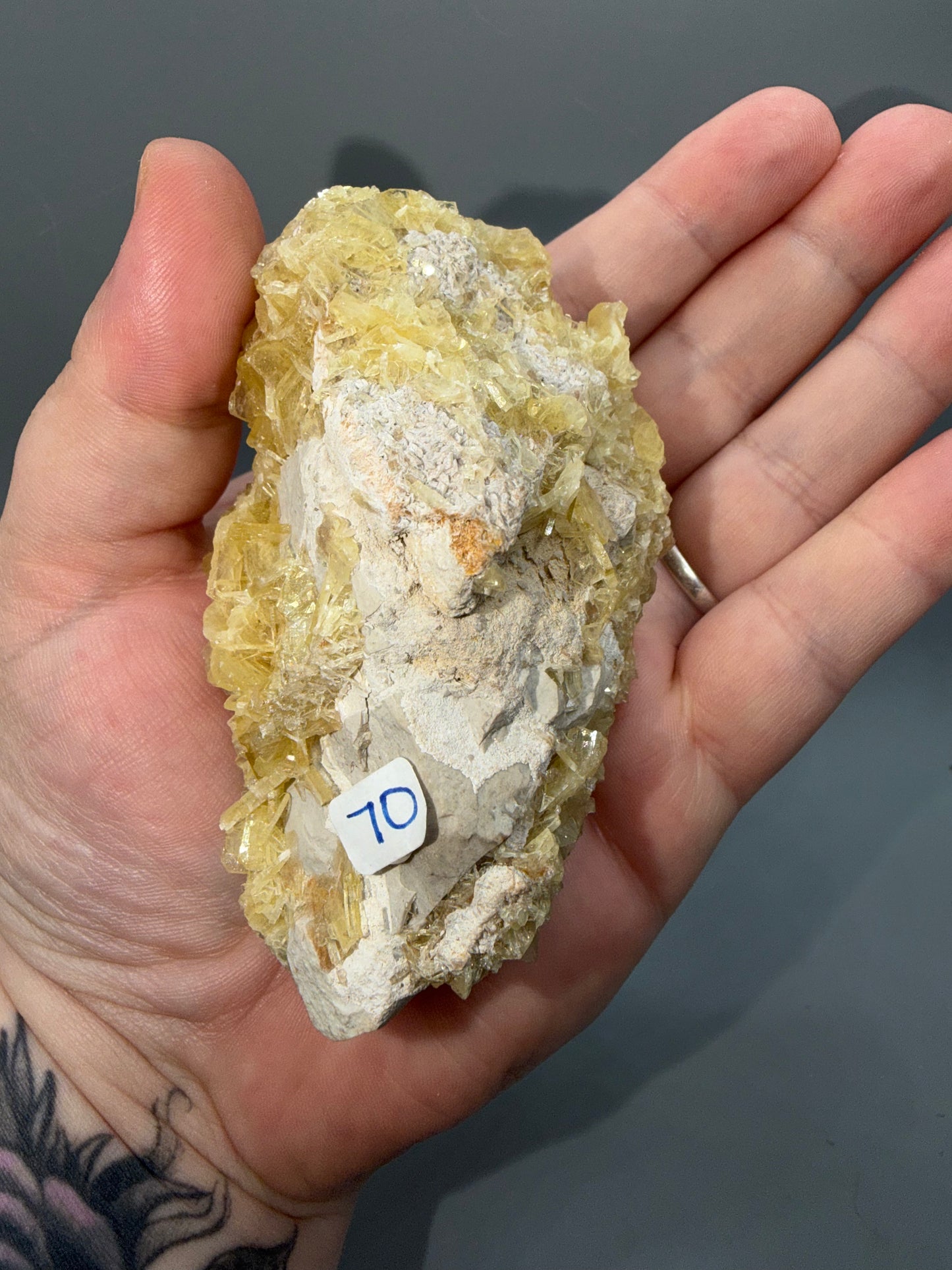 Golden barite
