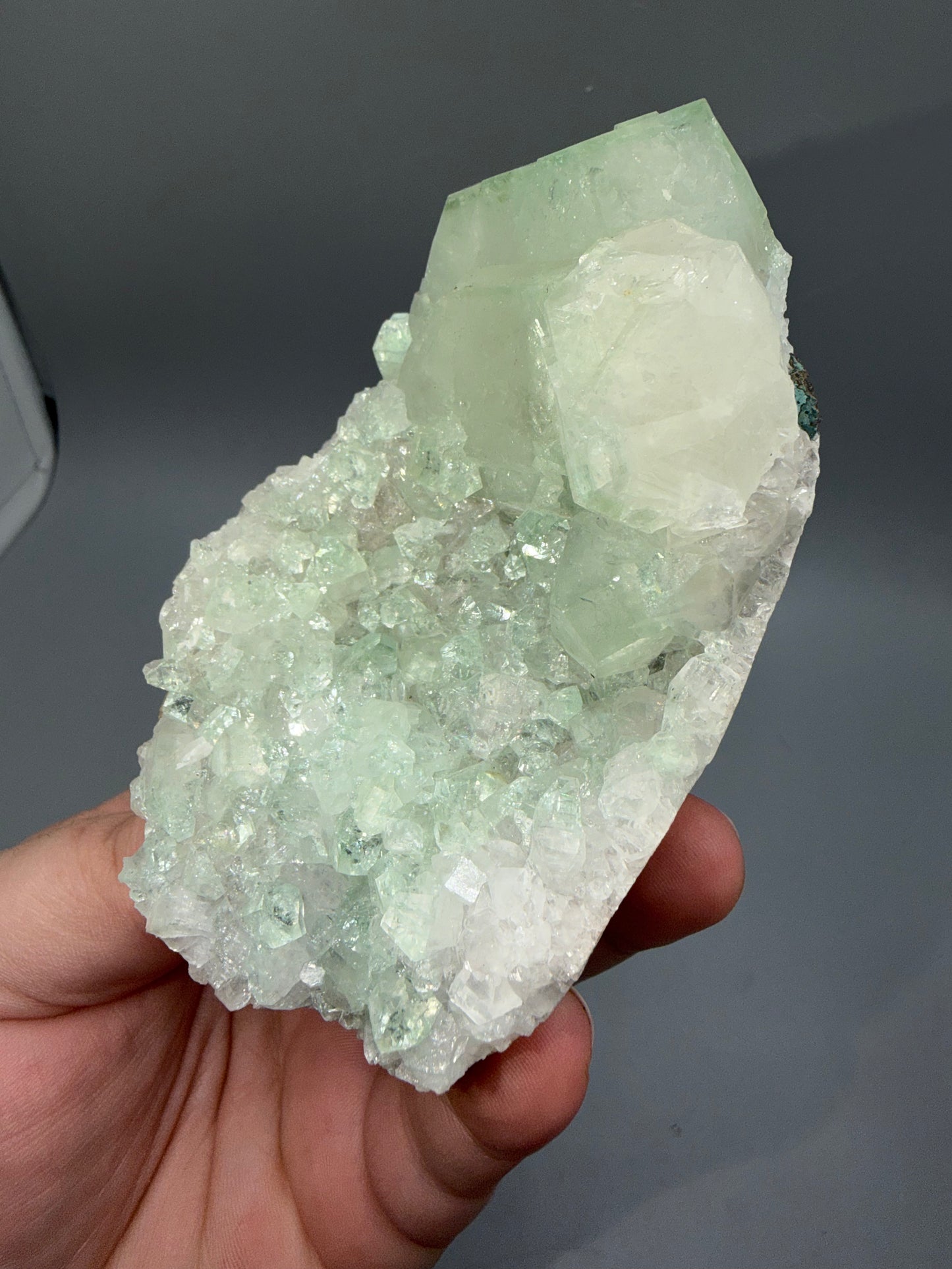 Candy green apopholite