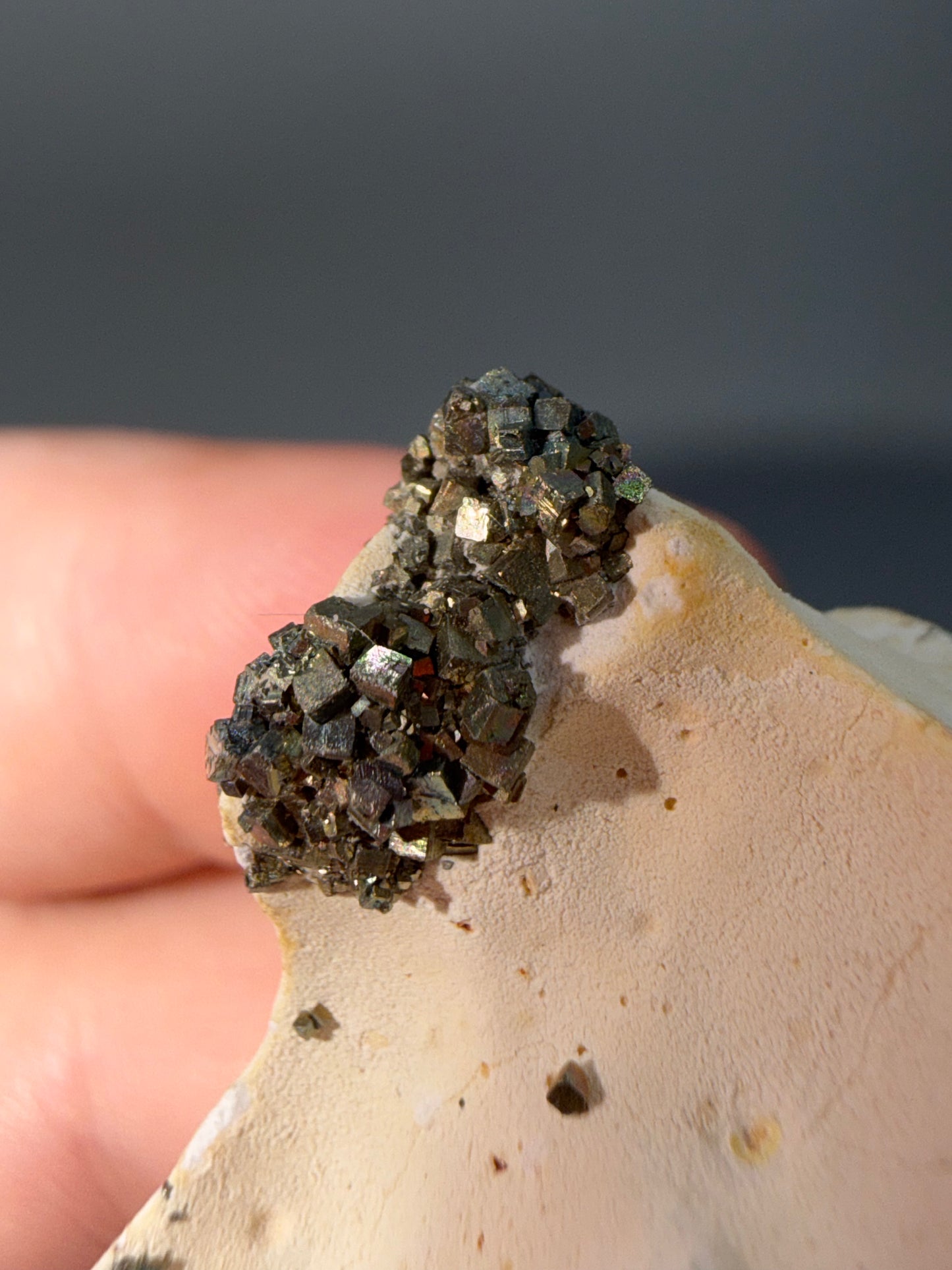 Iridescent pyrite