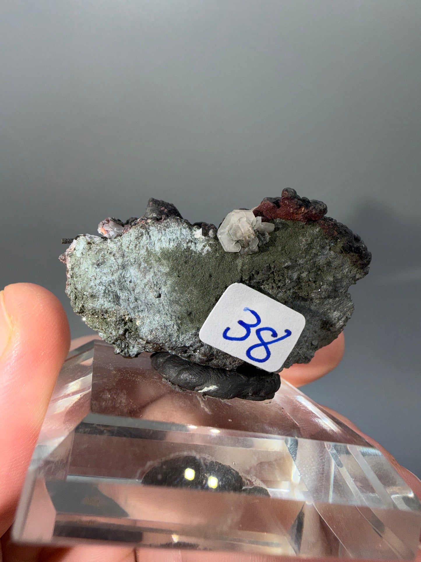 Lamonite on quartz
