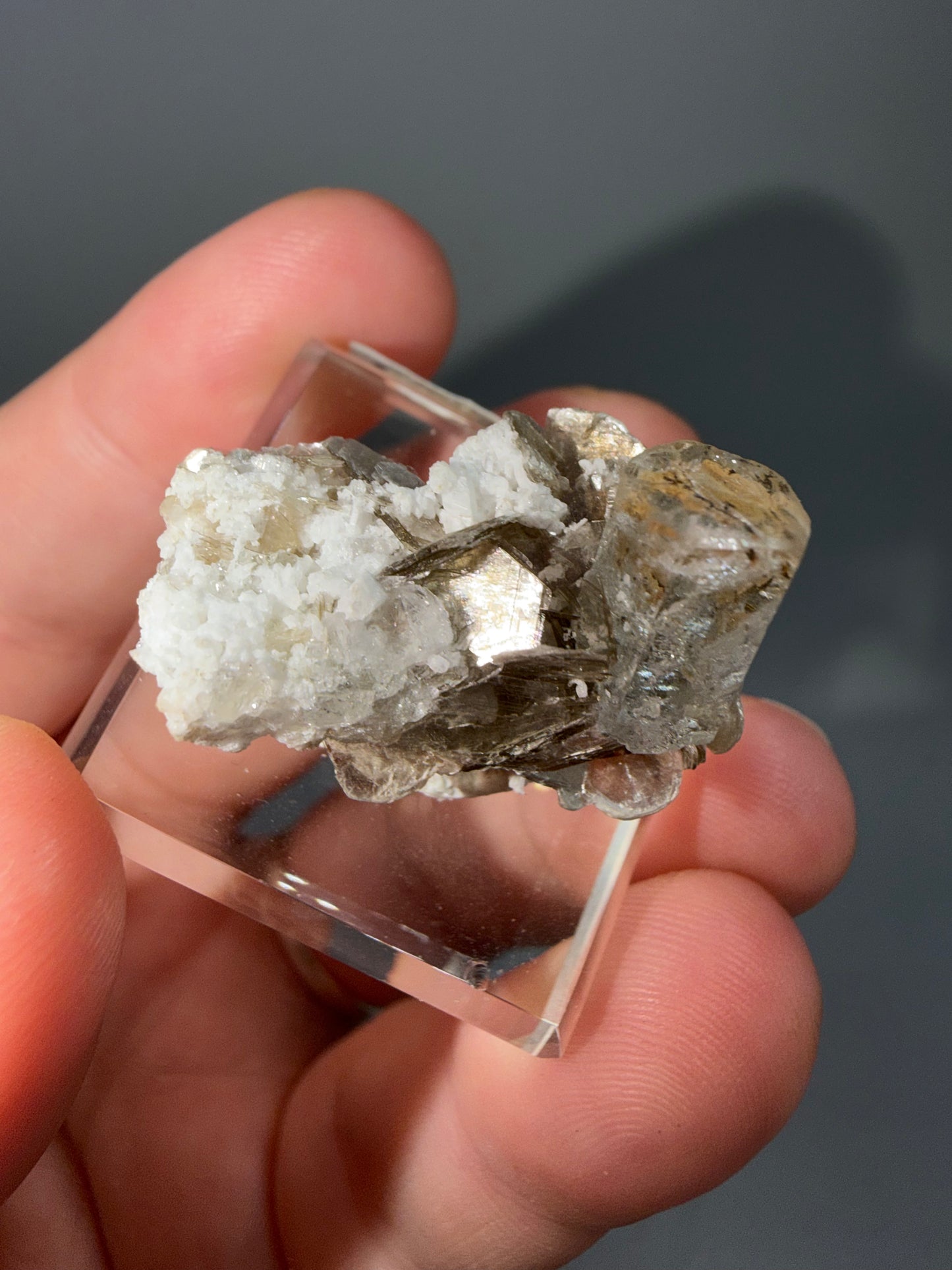 Aquamarine + mica