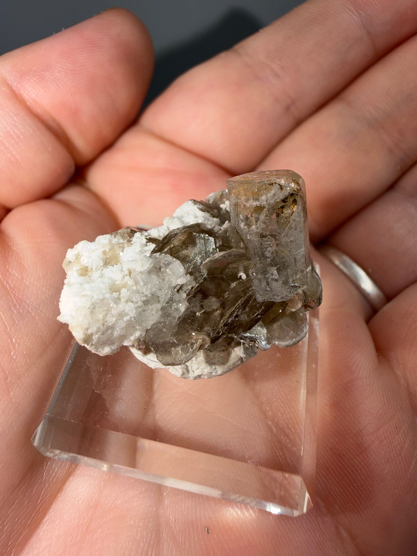 Aquamarine + mica