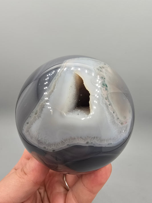 Agate sphere
