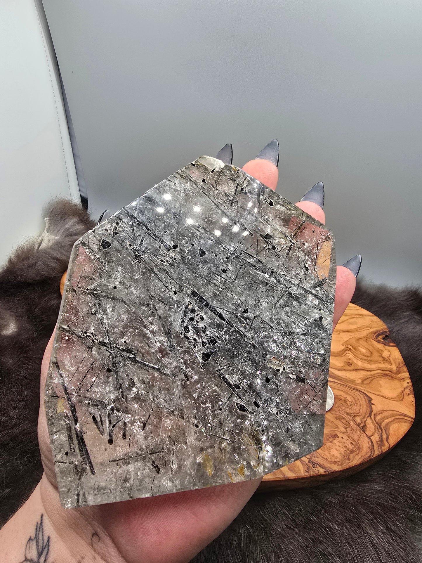 Tourmaline in quartz