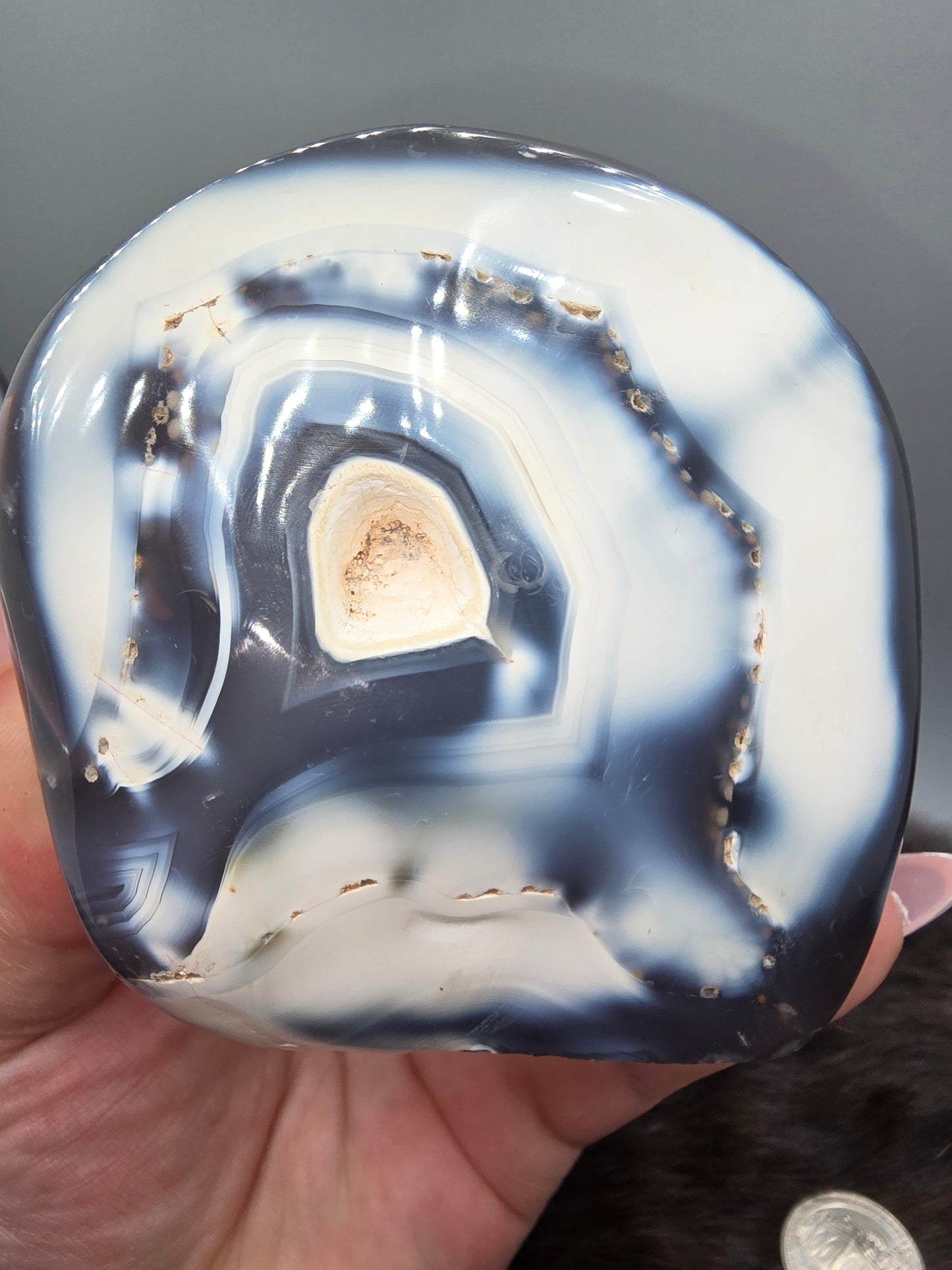 Orca agate