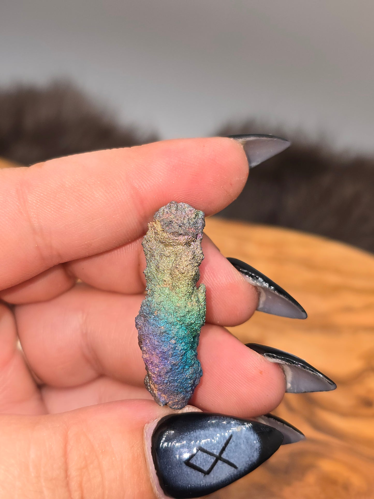 Irridescent hematite