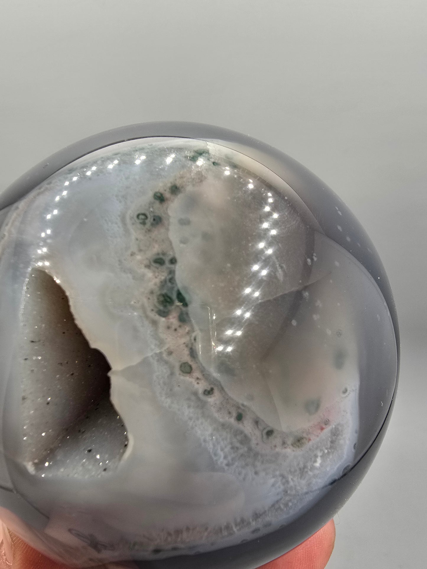 Agate sphere