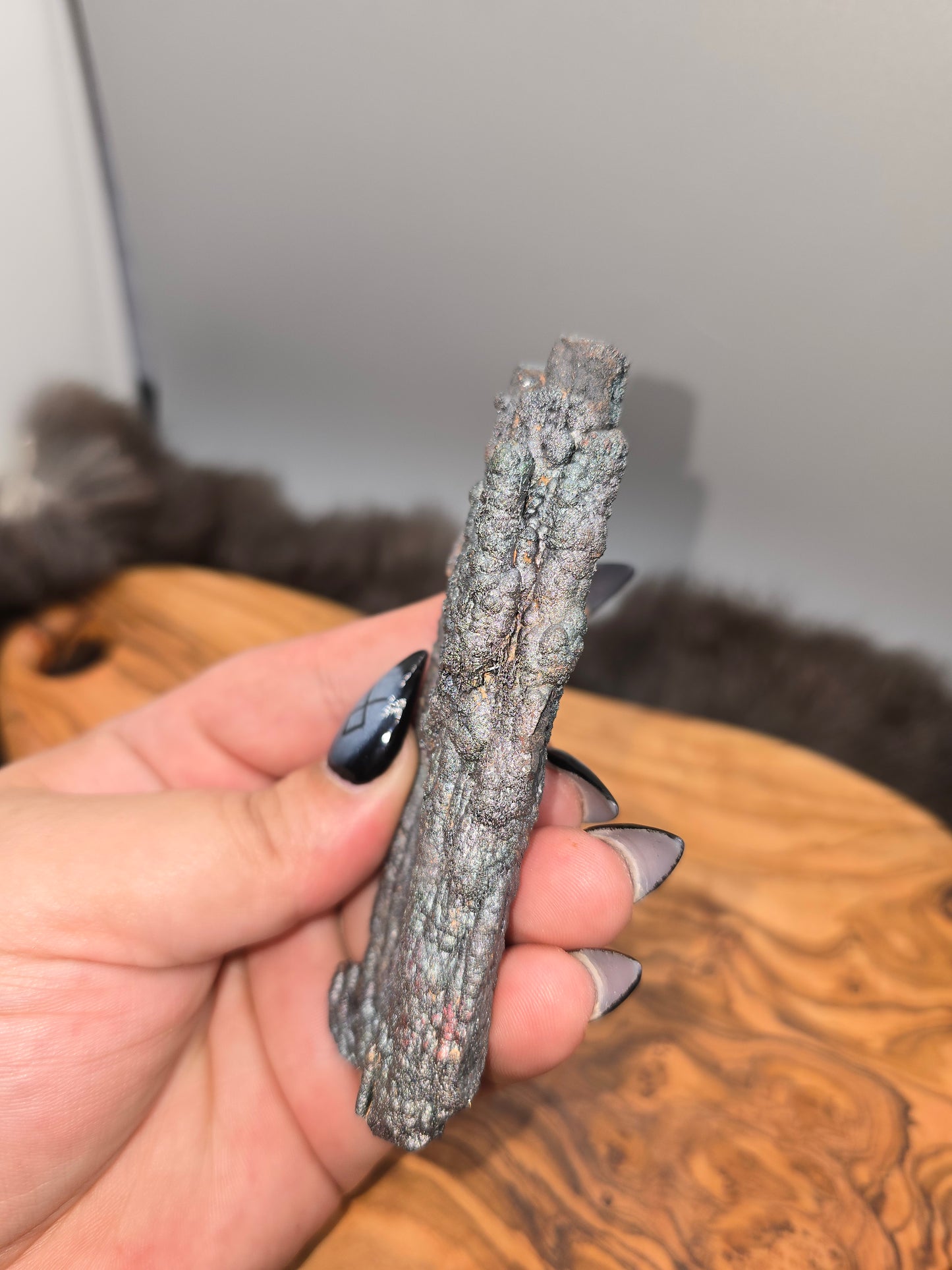 Irridescent hematite