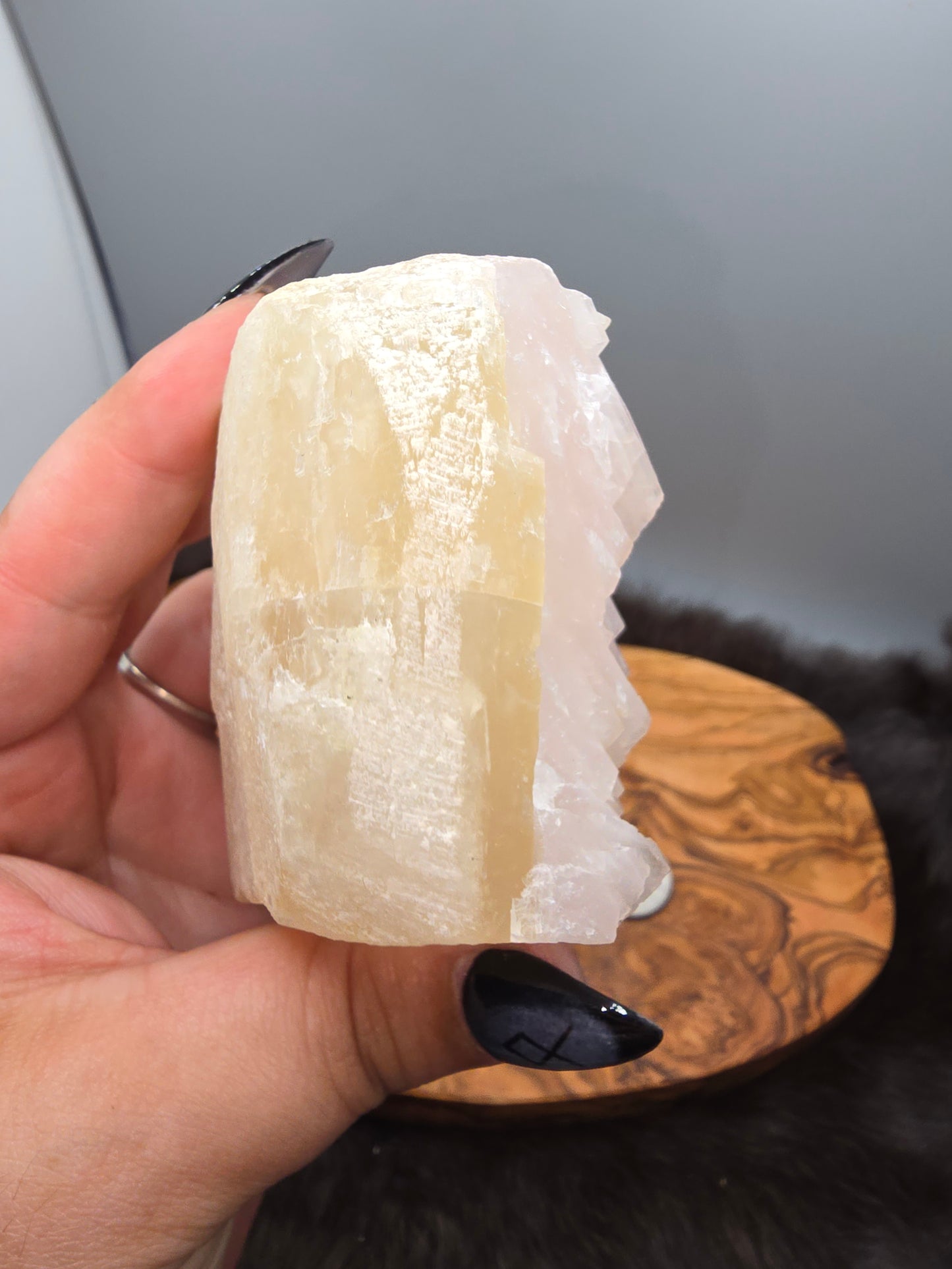 Booklet calcite