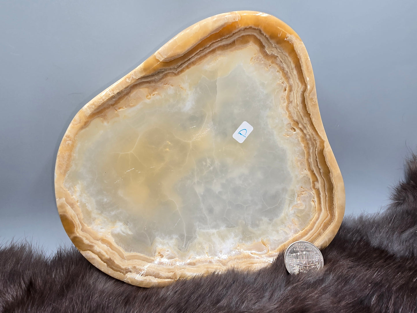 Calcite bowl