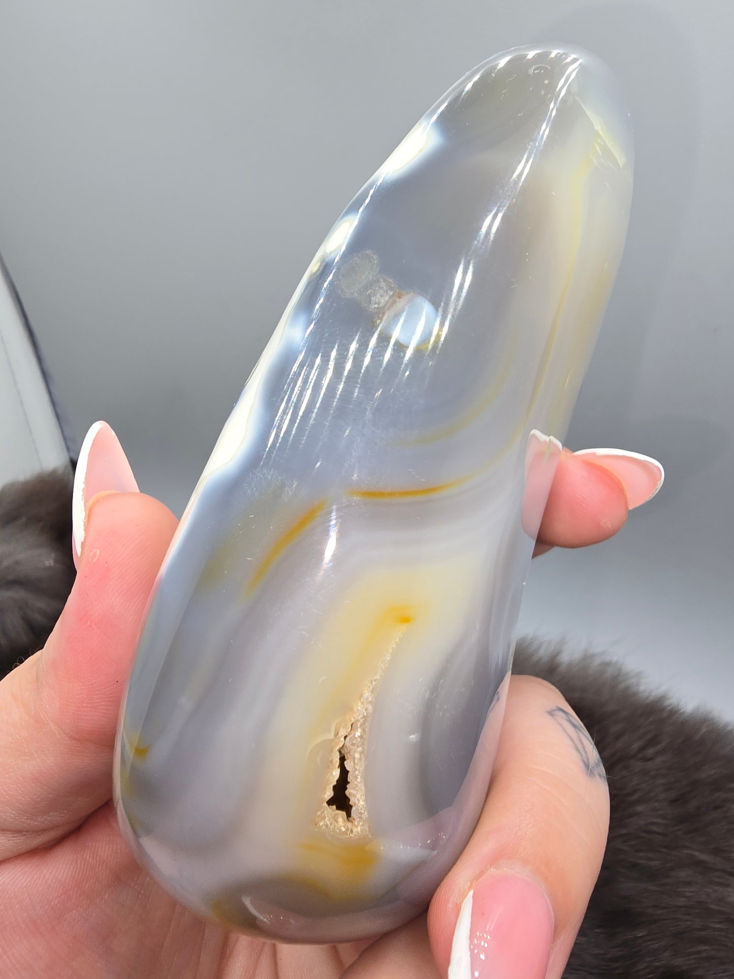 Yellow orca agate