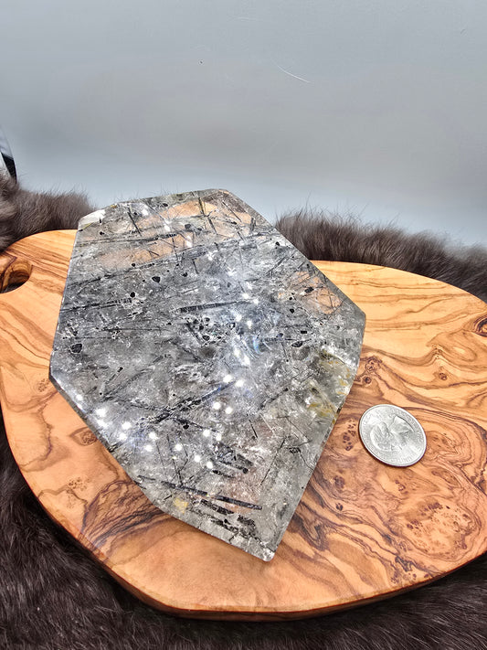Tourmaline in quartz