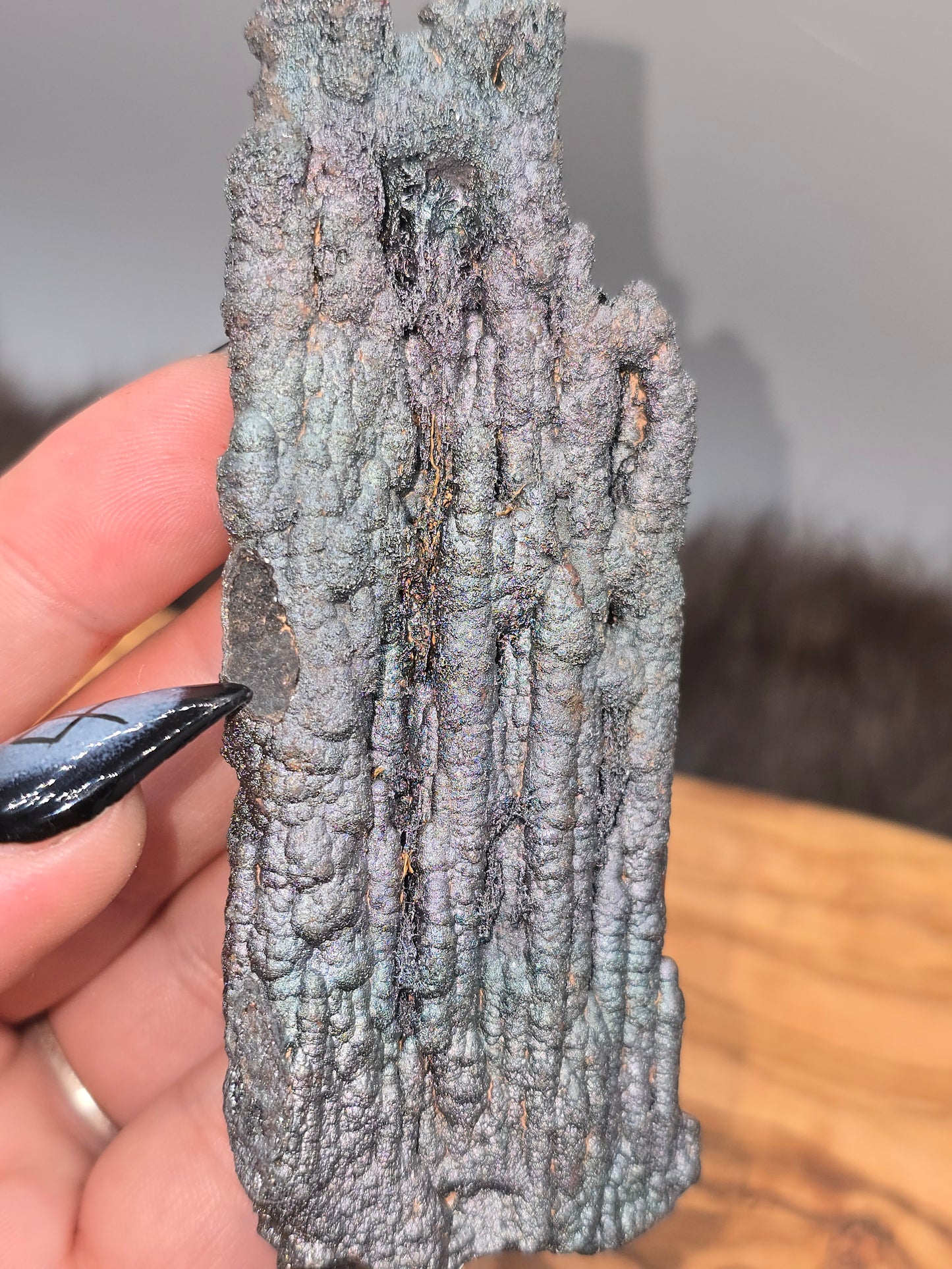 Irridescent hematite