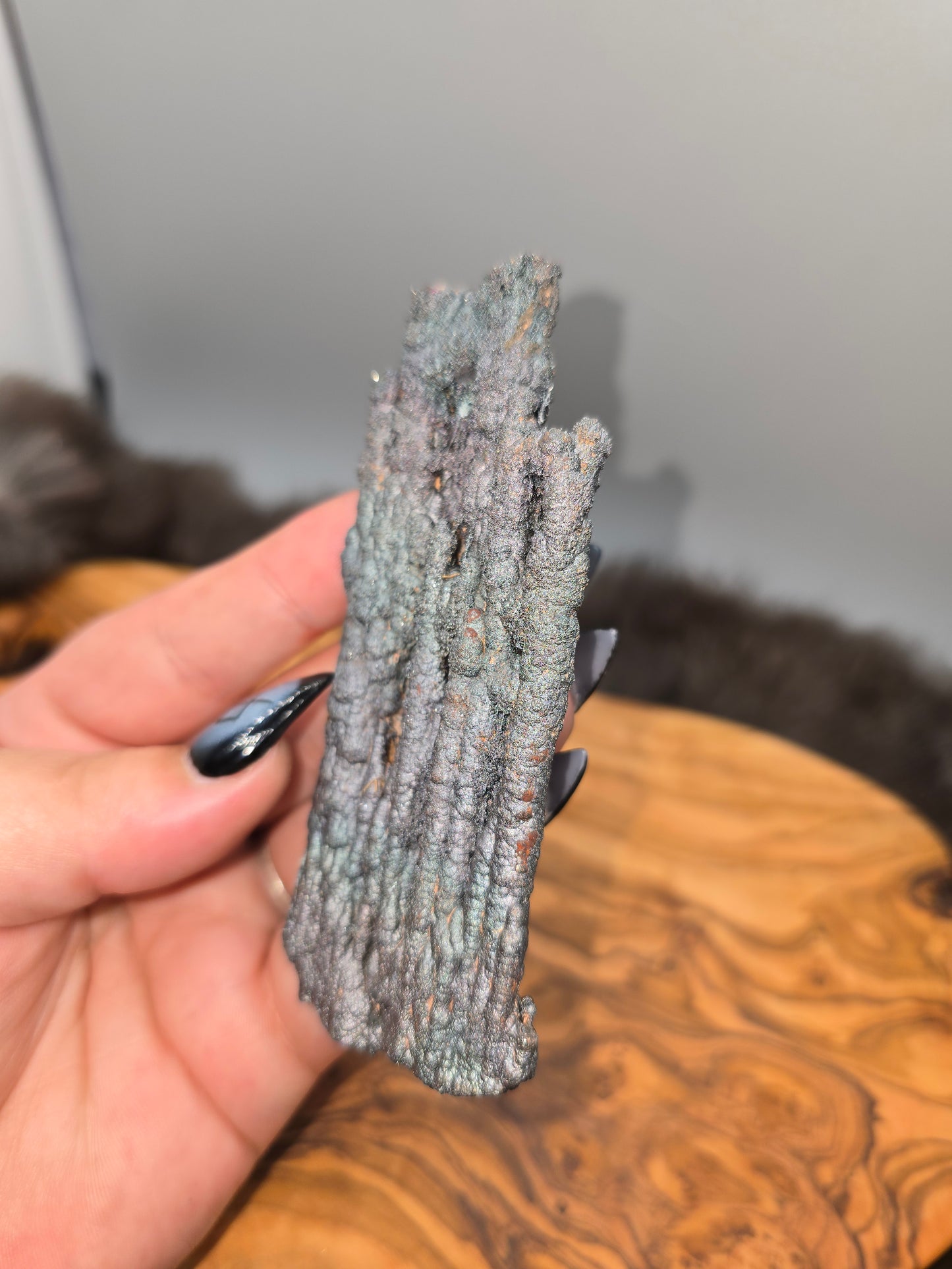Irridescent hematite