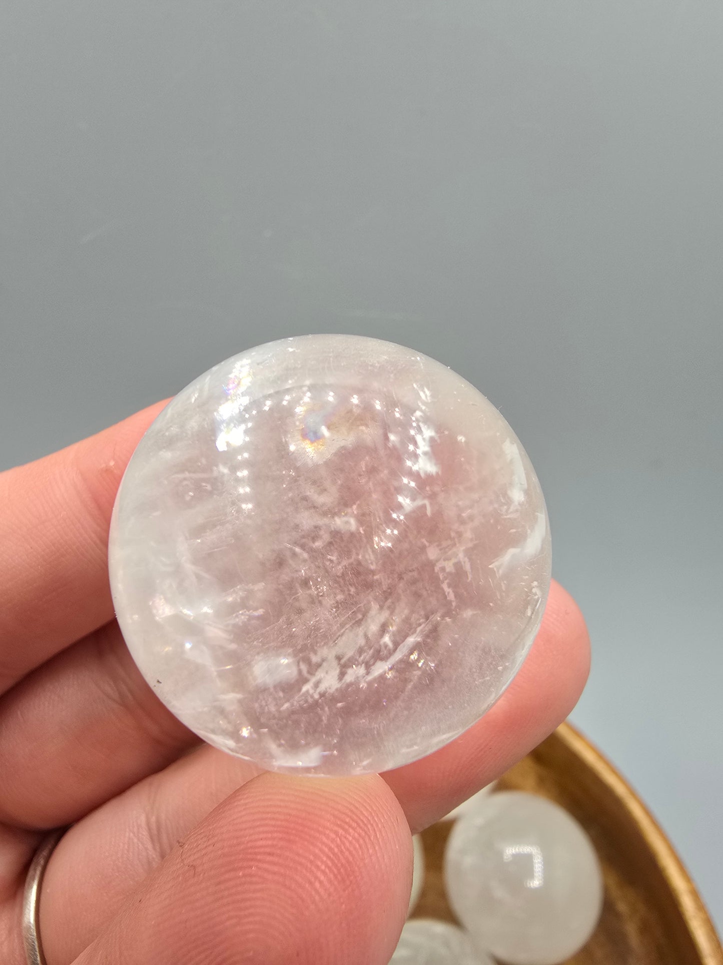 Optical calcite spheres