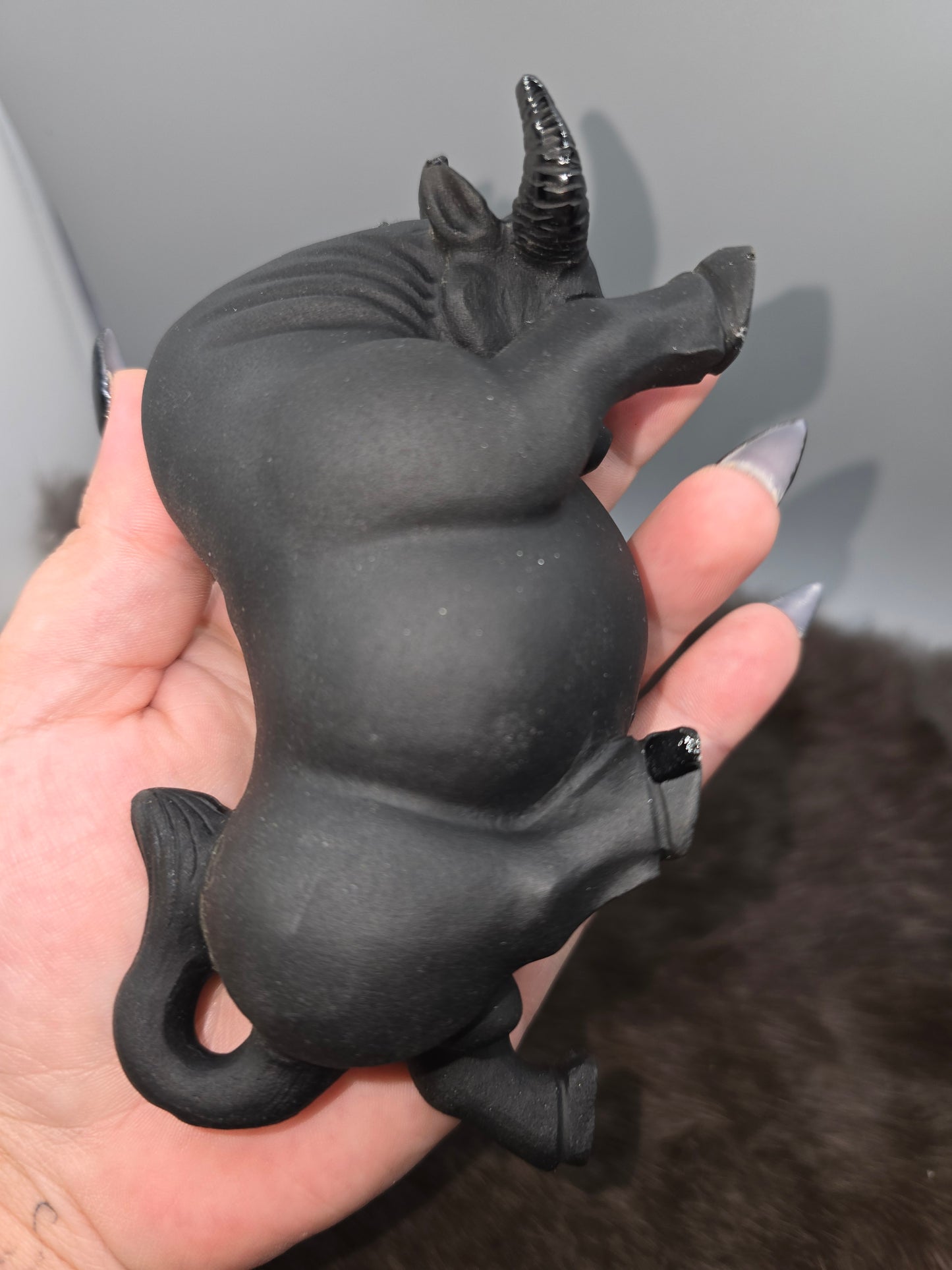Obsidian bull