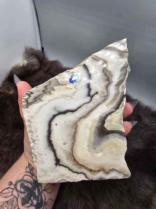 Calcite freeform