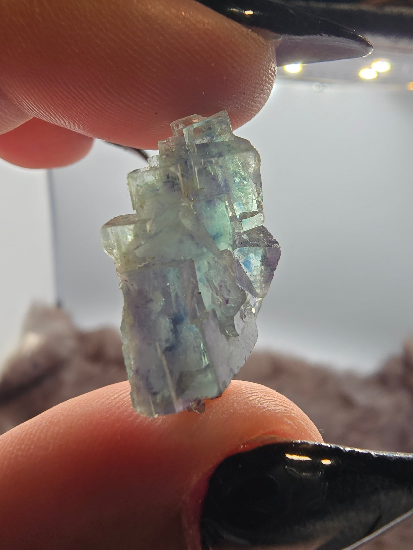 Green cubic fluorite