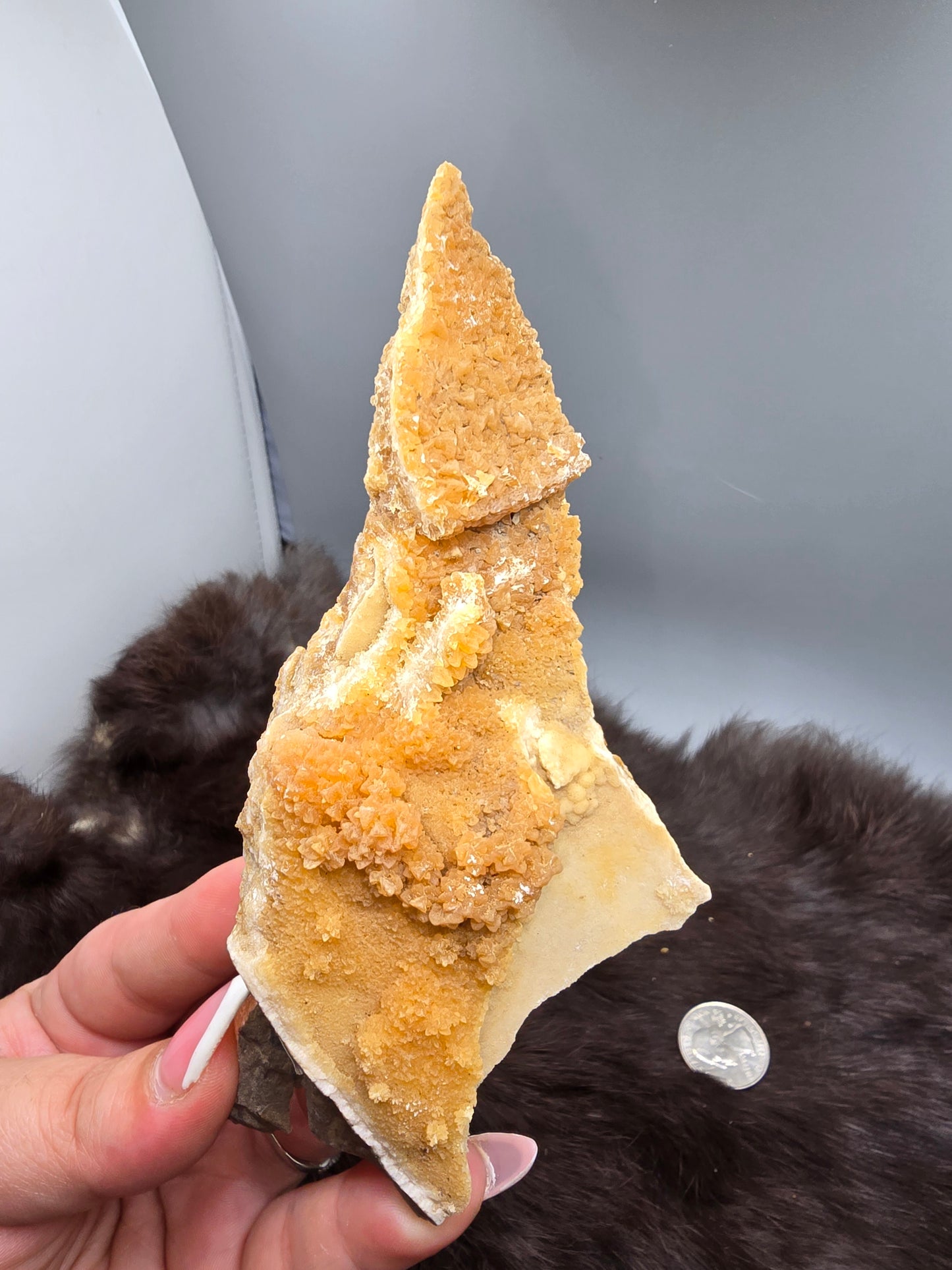 Travertine calcite