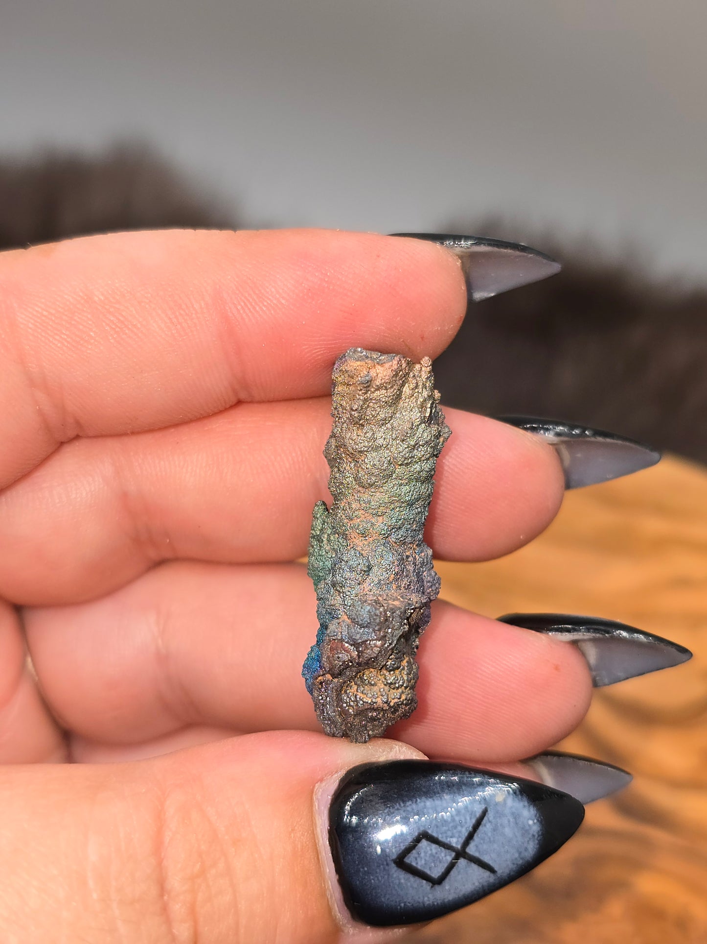Irridescent hematite